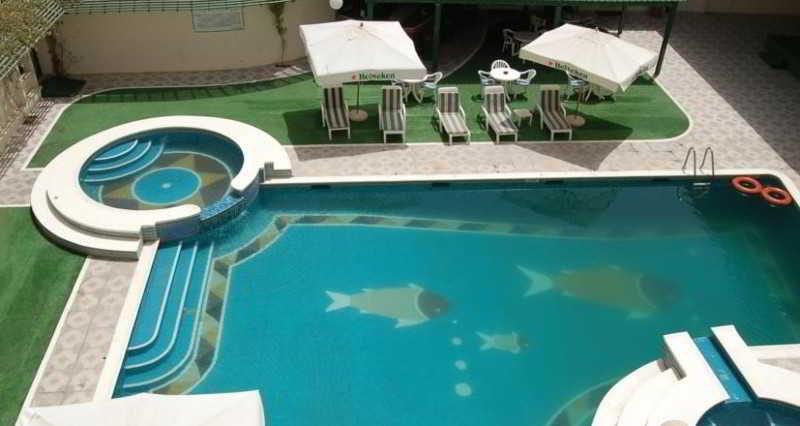 Gulf Gate Hotel Manama Exterior photo