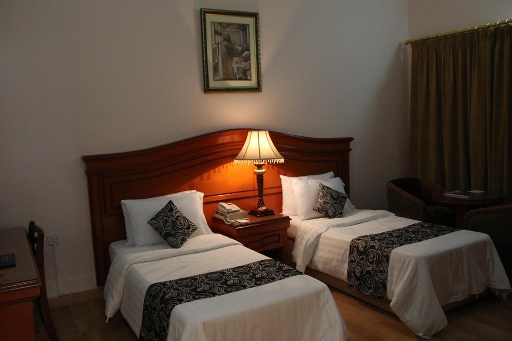 Gulf Gate Hotel Manama Exterior photo
